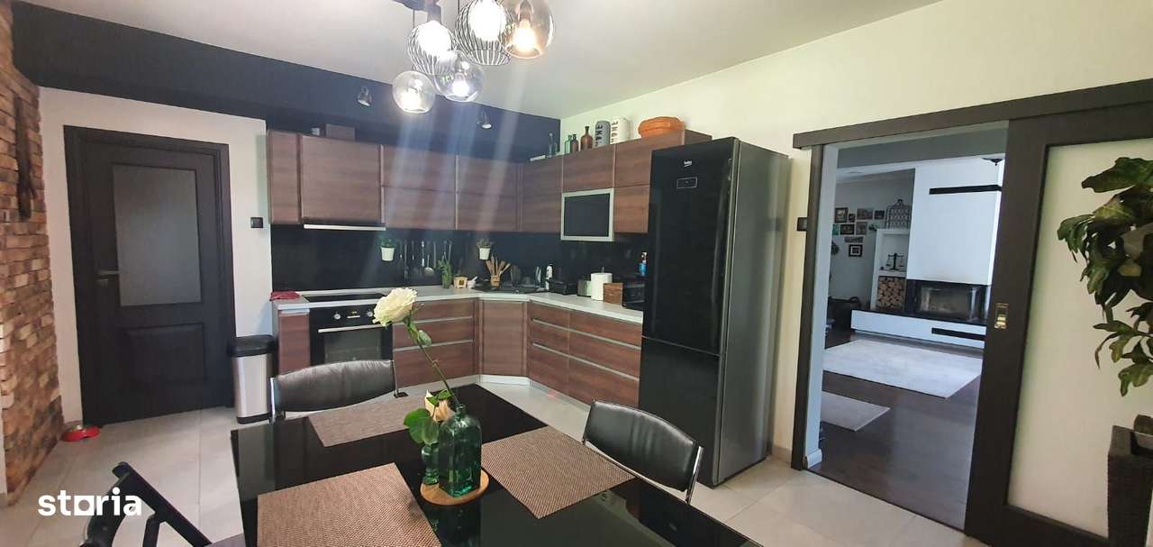 Unirii - Vanzare casa 4 camere - Str. Ciucului - Imagine principală: 5/10