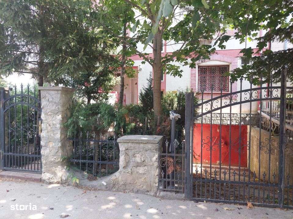 CASA 9 CAMERE  |  AGIGEA  | PESCARIA LUI MATEI - Imagine principală: 3/14