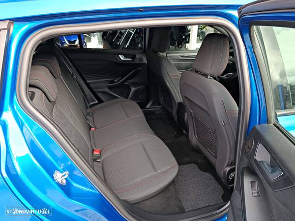 Ford Focus SW 1.5 EcoBlue S&S ST-LINE DESIGN - 29