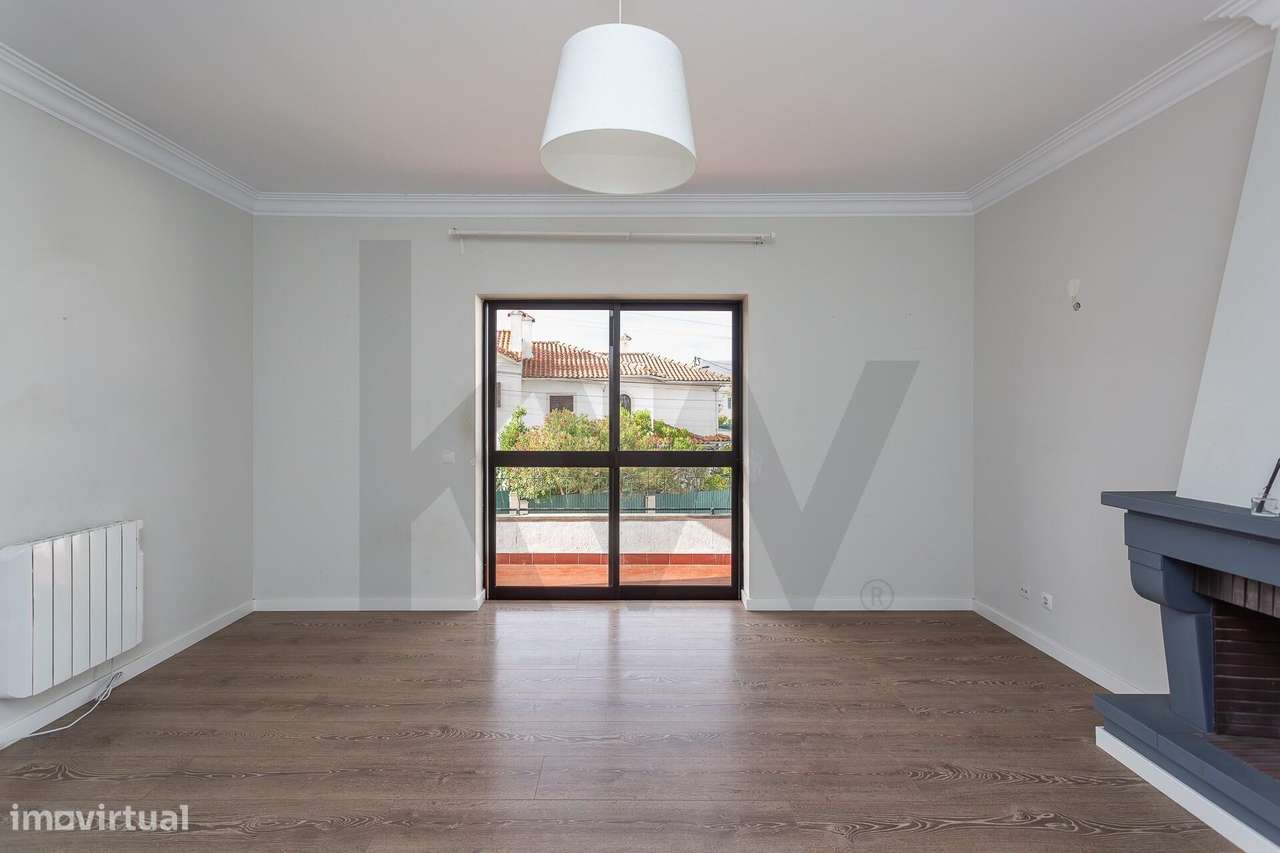 Andar de Moradia T2-28