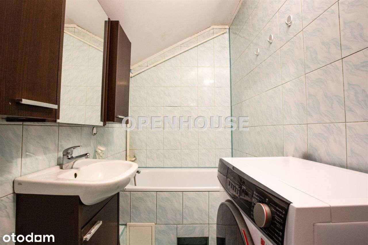 Wolnostojący z dwoma garażami.Przy Pkp Legionowo-12