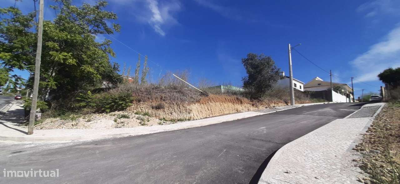 Lote de Terreno Urbano para construção de moradia em Frielas-7