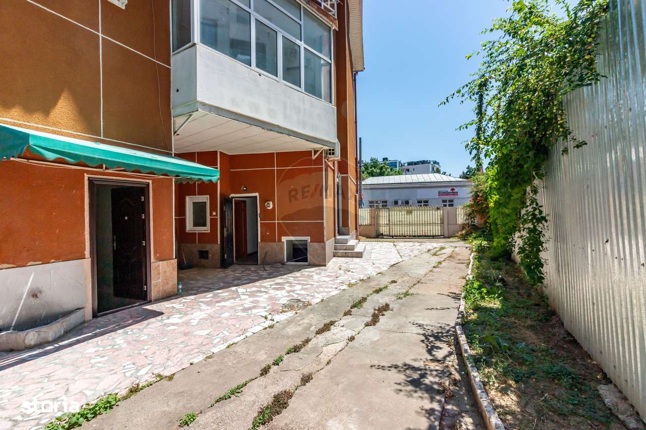 Casă / Vilă în zona Calea Calarasilor, ideal investitie, 6xparcare-2