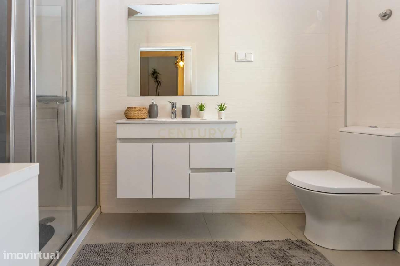 Moradia em banda T3 no Alto do Moinho-9