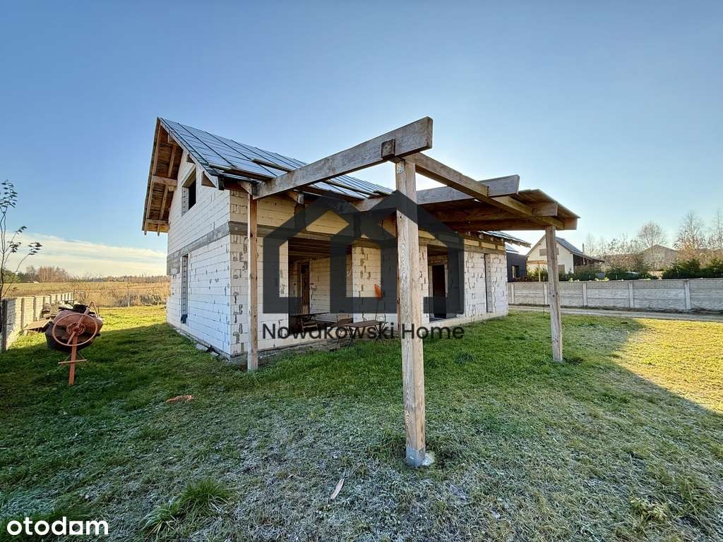 Dom w stanie  surowym w urokliwiej lokalizacji!-3