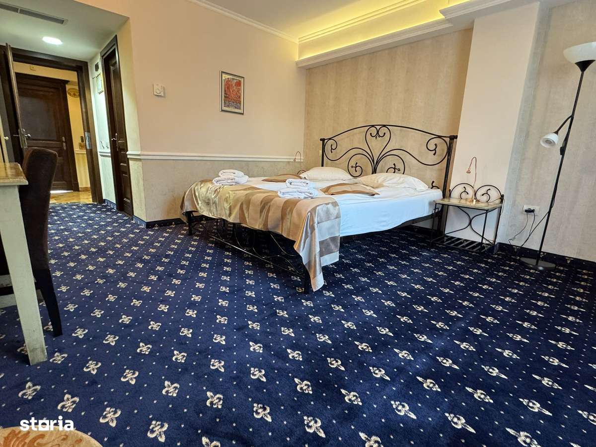 HOTEL DE VANZARE- PROPRIETAR - LANGA AEROPORTUL OTOPENI - Imagine principală: 5/13