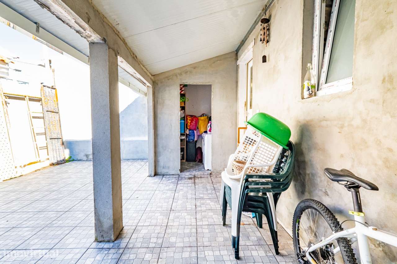 Moradia T3 com terraço e ar condicionado em Azeitão - Grande imagem: 5/24