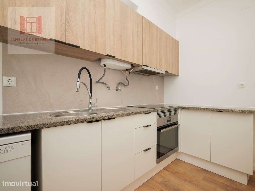 T1+1 Remodelado, São Domingos de Benfica, à Cruz Vermelha - Lisboa-10