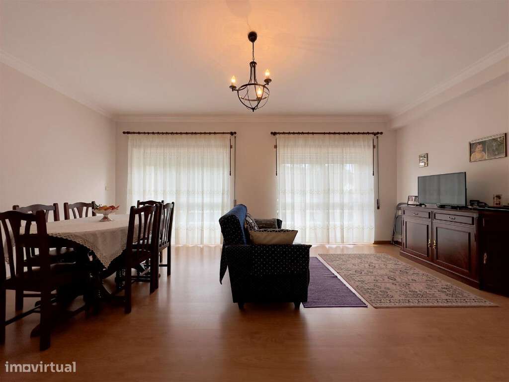 Apartamento T3 com garagem em zona de Eiras - Grande imagem: 2/16