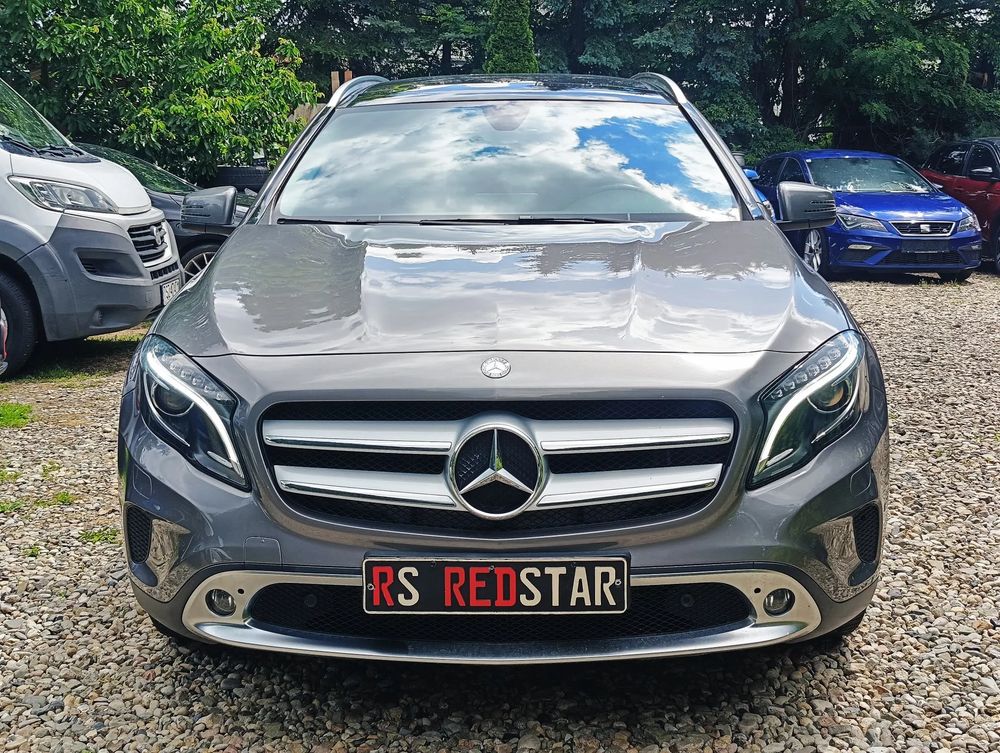 Mercedes-Benz GLA 180 Urban 2016