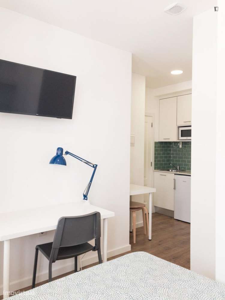 Estúdio - localizado em Cidral Coimbra - Grande imagem: 5/7