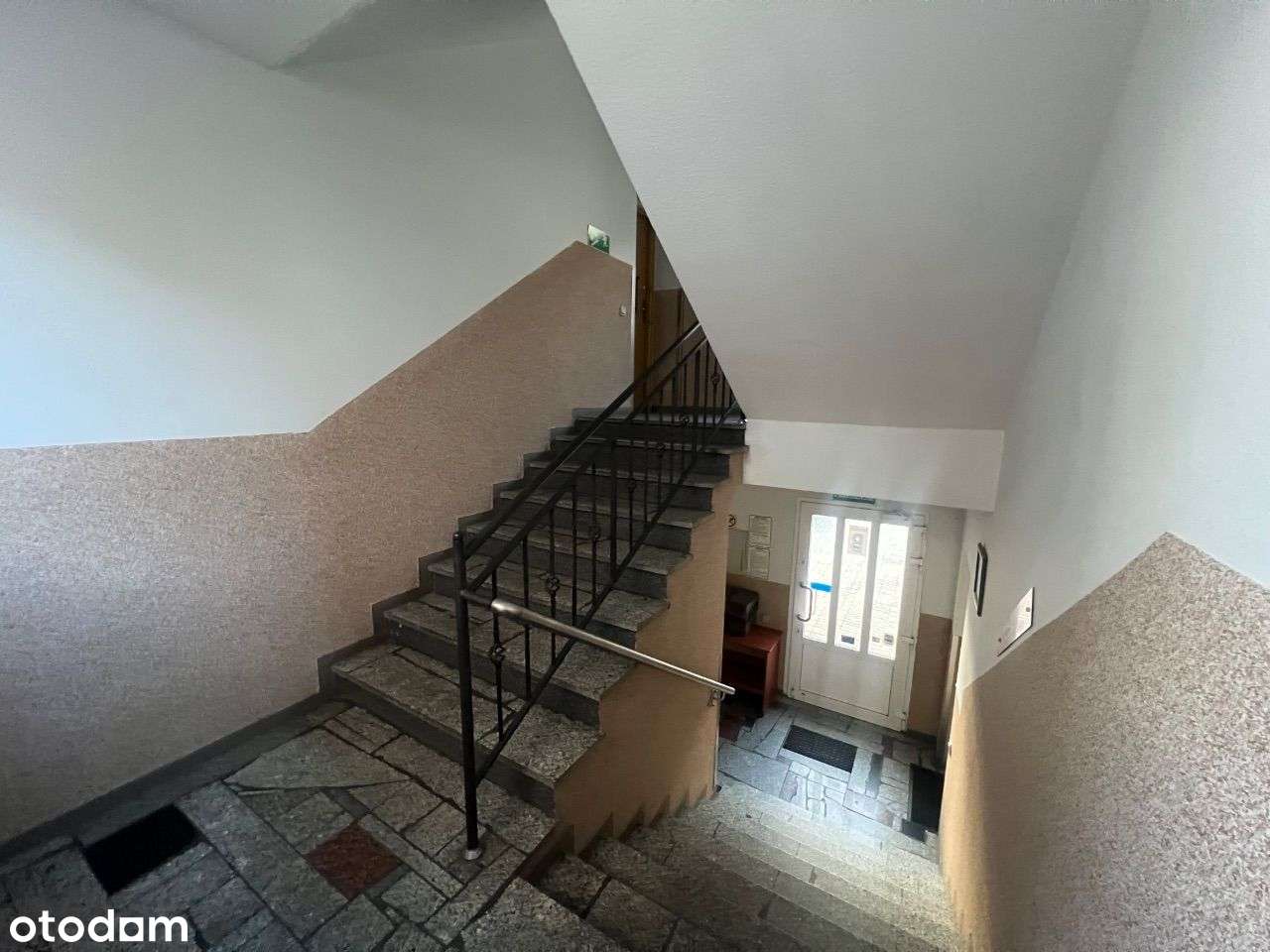 Atrakcyjna kamienica inwestycyjna w Lesznie-17