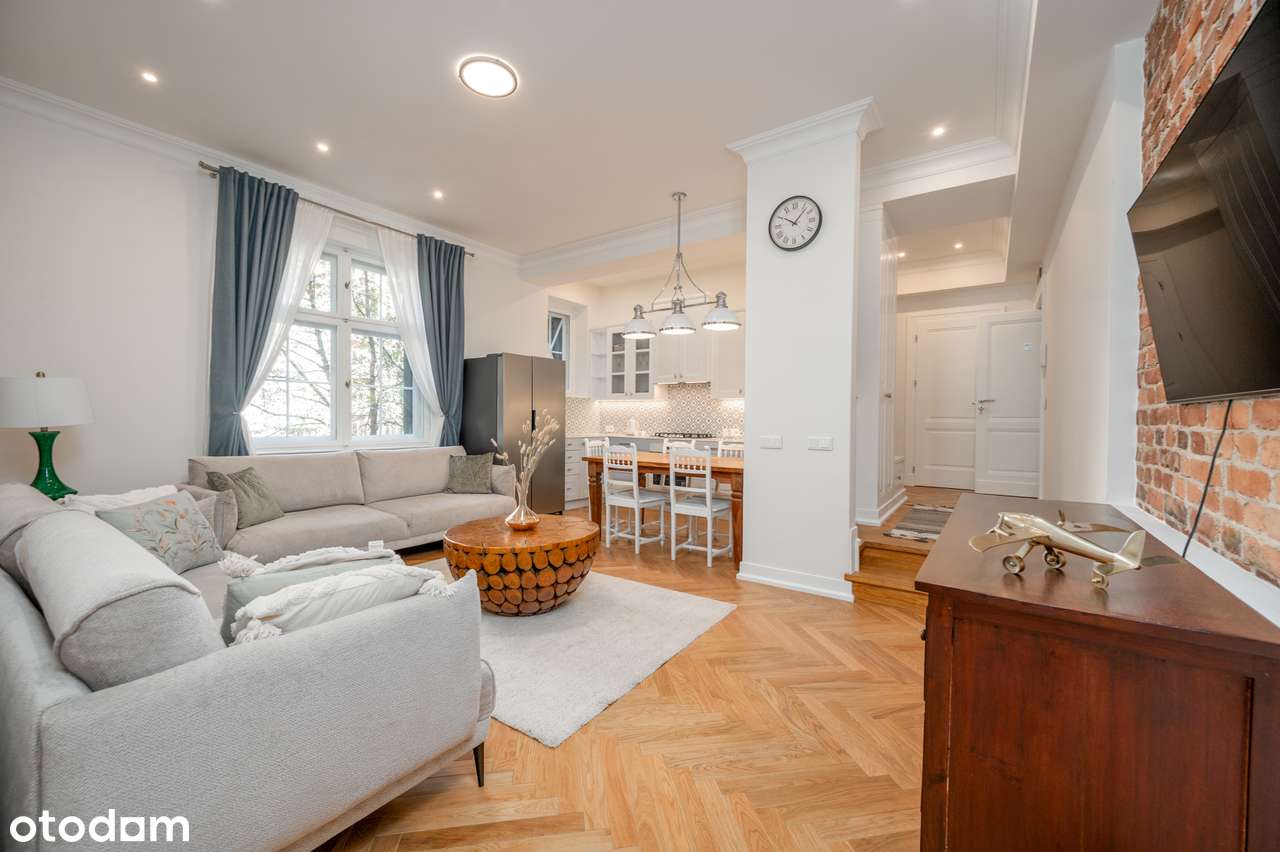 Na sprzedaż czteropokojowy apartament z tarasem w Śródmieściu Katowic!-3