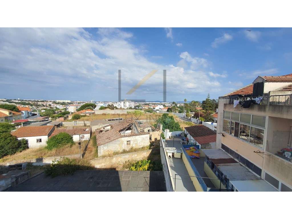 Apartamento T2 na Sobreda-17