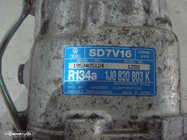 Compressor Do Ar Condicionado Volkswagen Golf Iv (1J1) - 3