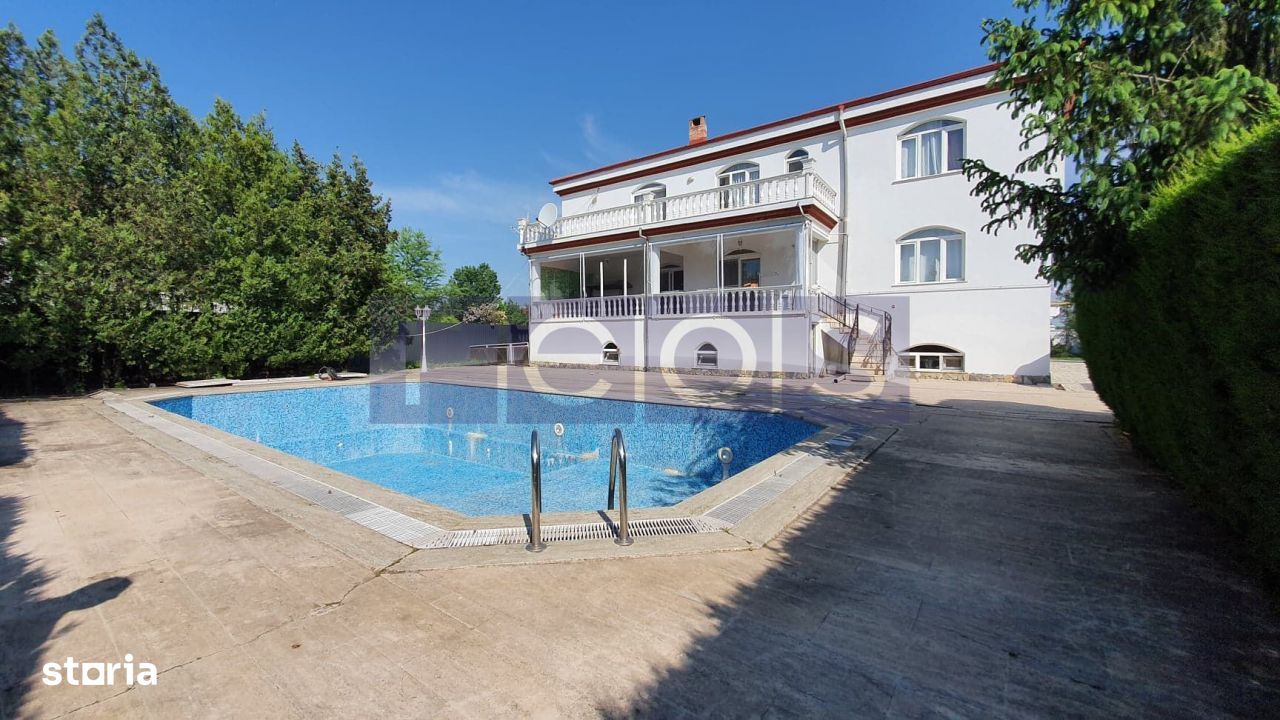 VILA INEDITA | PISCINA | TEREN 5.000MP | CORBEANCA - UNIRII