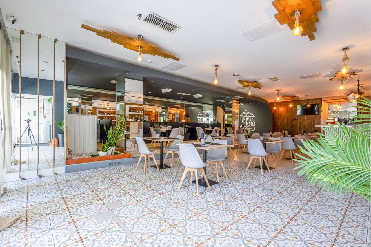 Loja comercial Junto à Universidade do minho-6