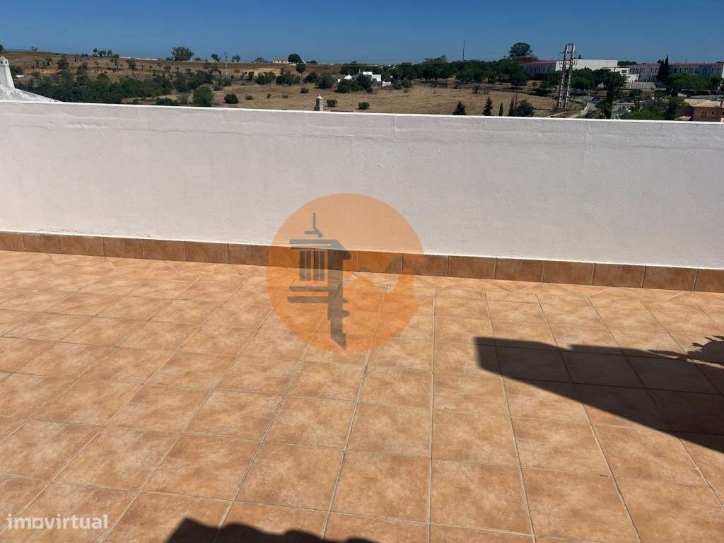 Fantástica Moradia com Piscina para venda-14