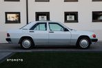 Mercedes-Benz W201 (190) - 1