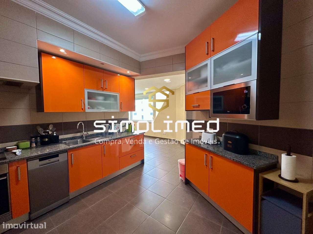 Apartamento T3  remodelado em Portimão - Grande imagem: 2/32