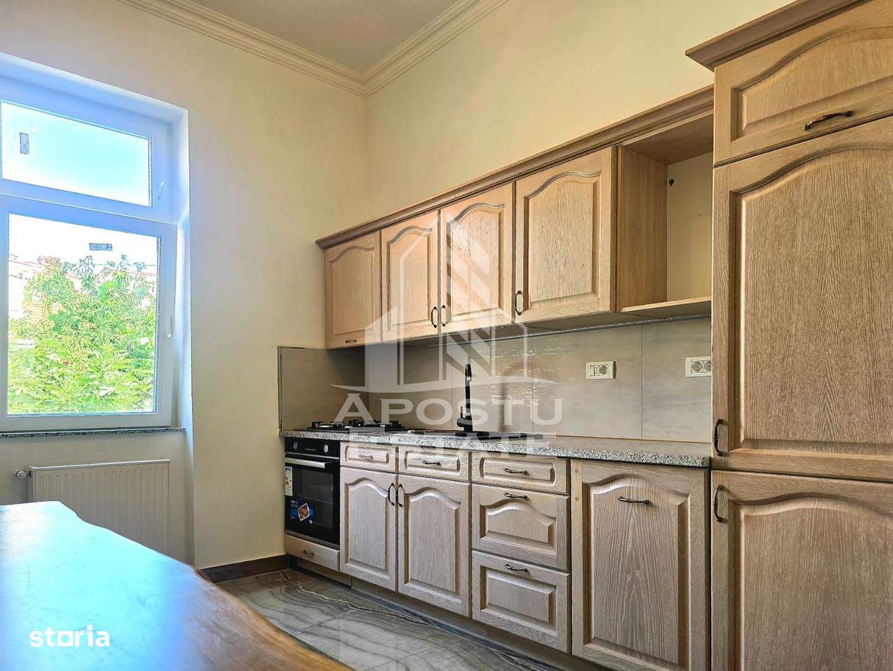 Spatiu comercial central 240 mp - Imagine principală: 3/8