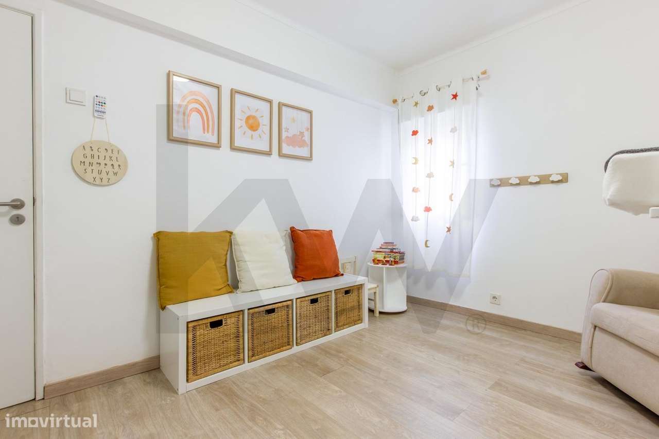 Apartamento T2 remodelado no Alto Seixalinho, Barreiro-13