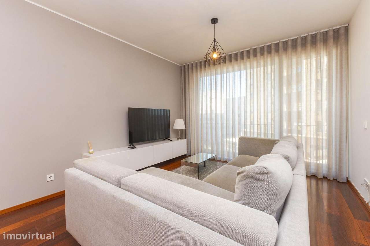 T2 Mobilado para Arrendamento ,próximo do Metro Parque Maia. - Grande imagem: 5/24