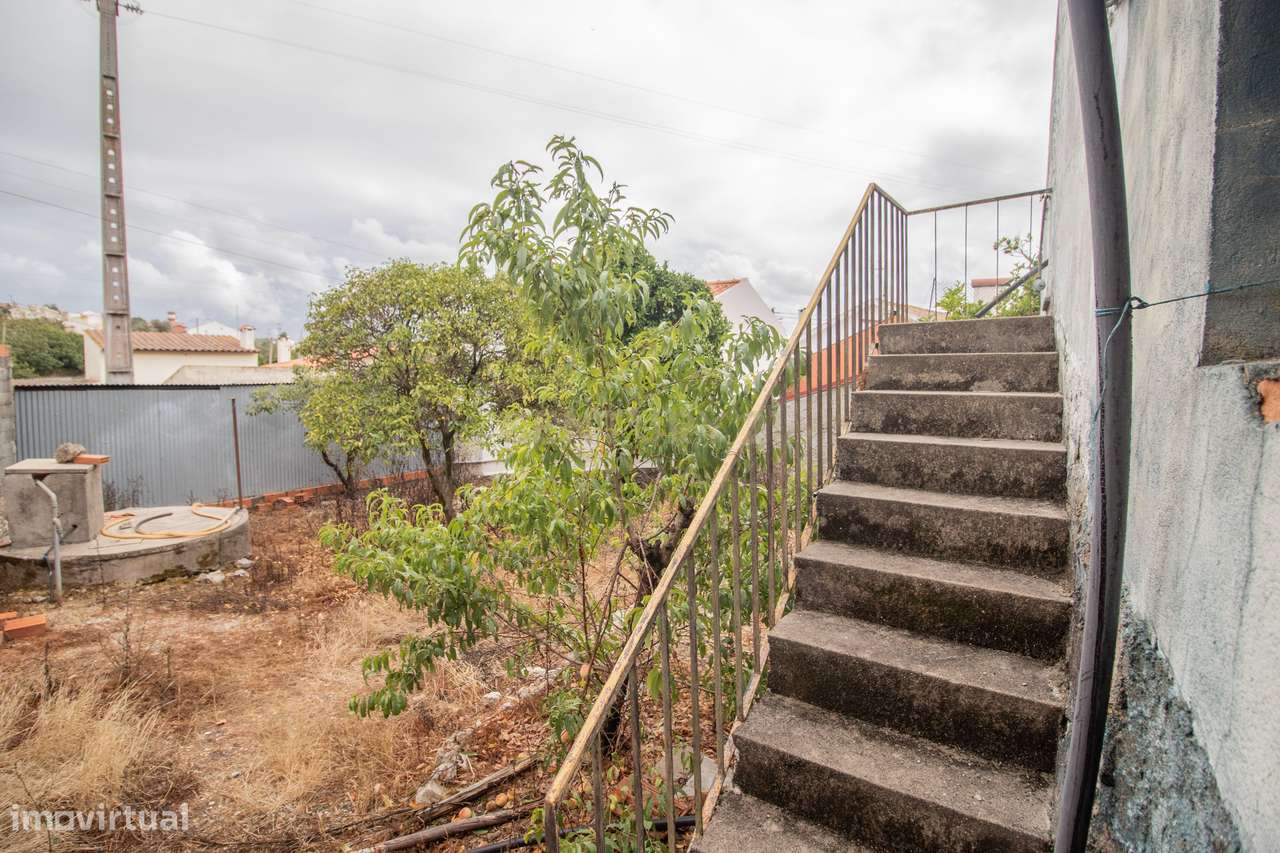 Moradia para recuperar com 250 m² em Vila Verde – Figueira da Foz-11