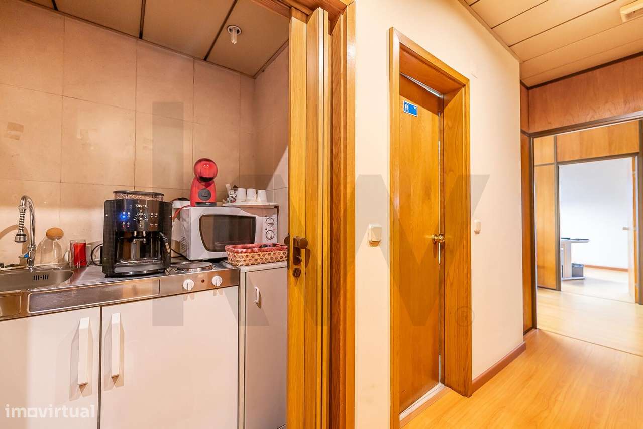 Excelente oportunidade para arrendamento! Escritório com 107,62 m2 em - Grande imagem: 5/18