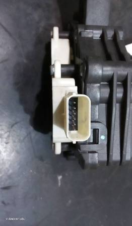 Pedal Potenciometro Acelerador Chevrolet Aveo Hatchback (T300) - 3