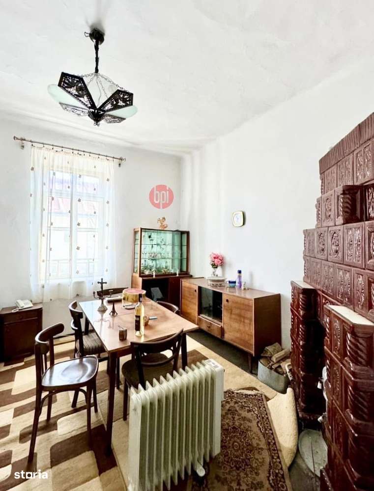 SE VIND 2 Spatii comerciale + Ap. 3cam. la casa, in Cornu Luncii, SV - Imagine principală: 5/12