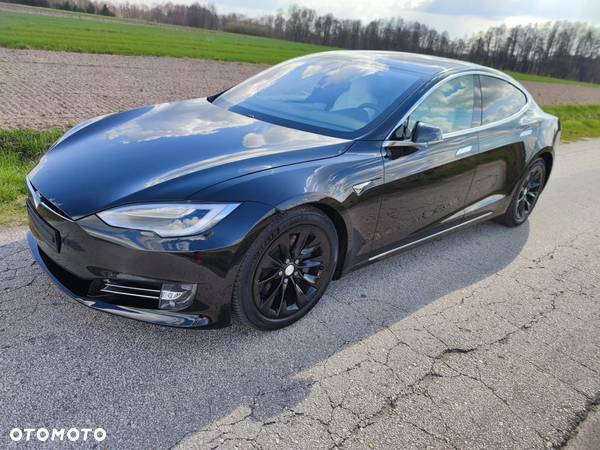 Tesla Model S Long Range Plus - 11