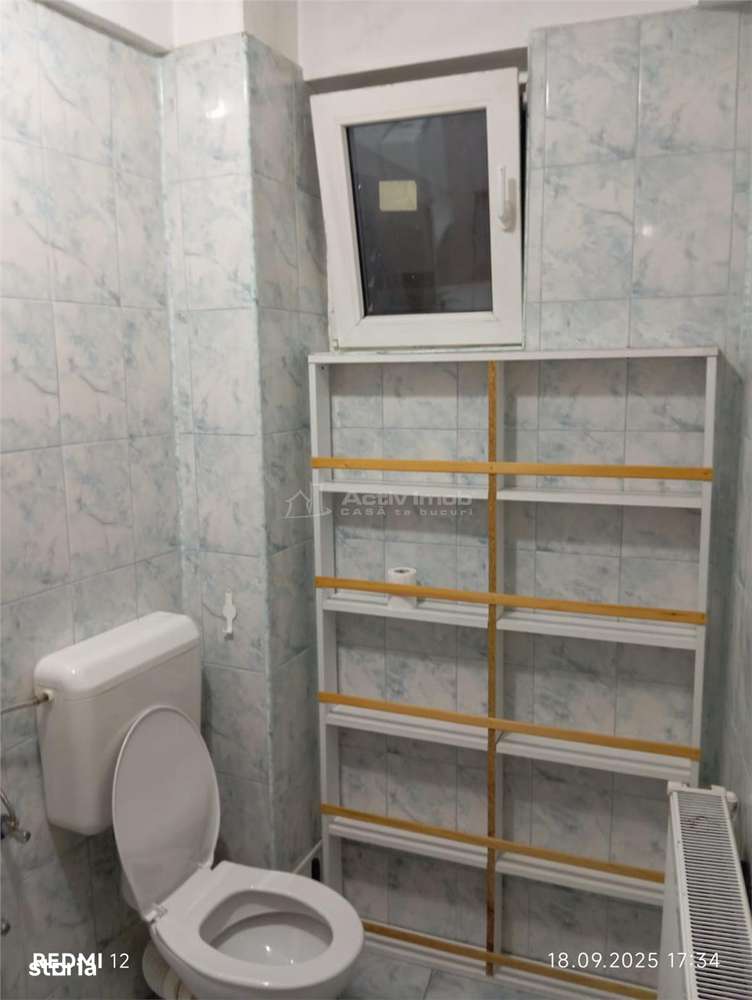 metrou Aparatorii Patriei - 2 camere - ideal sediu firma - nemobilat - - Imagine principală: 4/10