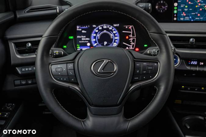 Lexus UX 250h - 20