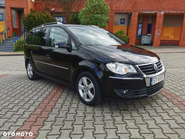 Volkswagen Touran 2.0 TDI Highline - 4