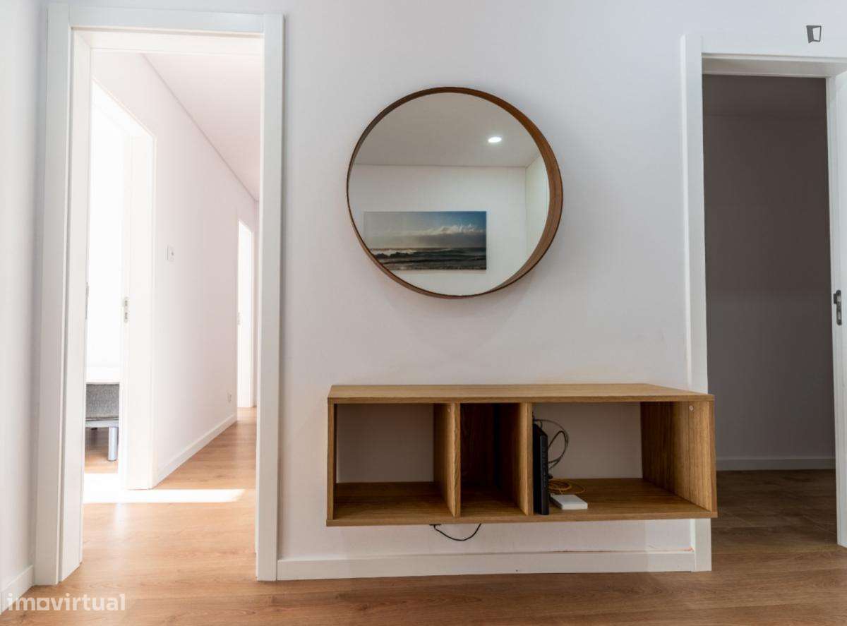 Quarto - localizado em Almada Lisbon - Grande imagem: 5/10