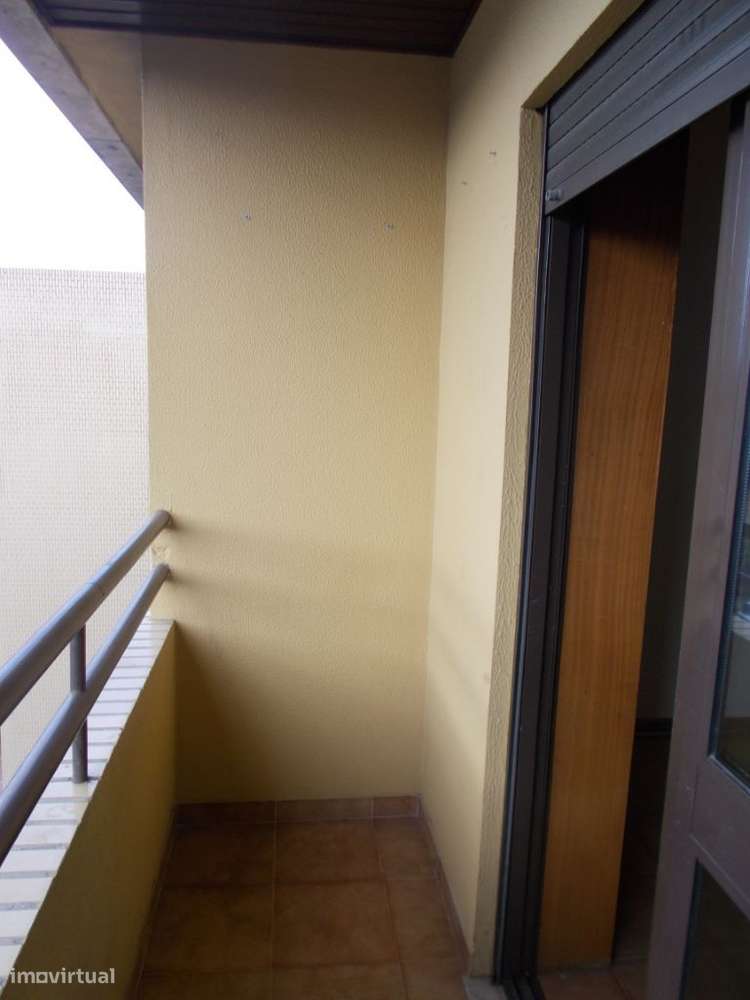APARTAMENTO T2 COM GARAGEM 30 M2-4