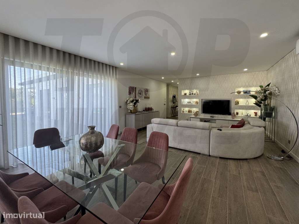 Moradia Contemporânea V4 - Salvaterra de Magos - 575.000€ - Grande imagem: 5/24