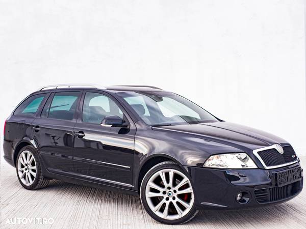 Skoda Octavia Combi 2.0 TDI CR DPF DSG RS - 3