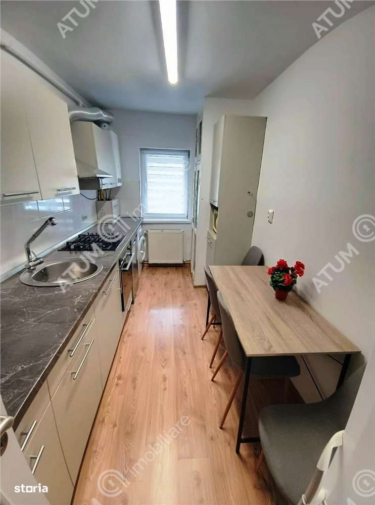 Apartament renovat cu 3 camere 2 bai si pivnita in Sibiu - Imagine principală: 5/16