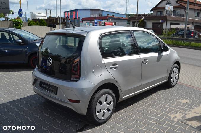 Volkswagen up! - 4