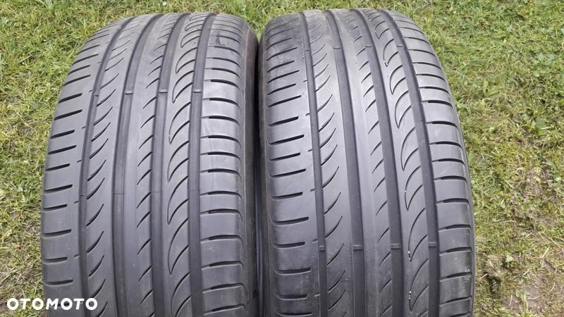 Opony letnie lato 245/45/19 245/45R19 para 2szt Pirelli Vito V-Klasa - 1