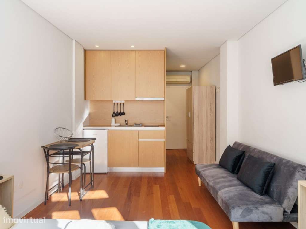 Edifício de rendimento no centro histórico de Braga - Rua de Santo ...-36