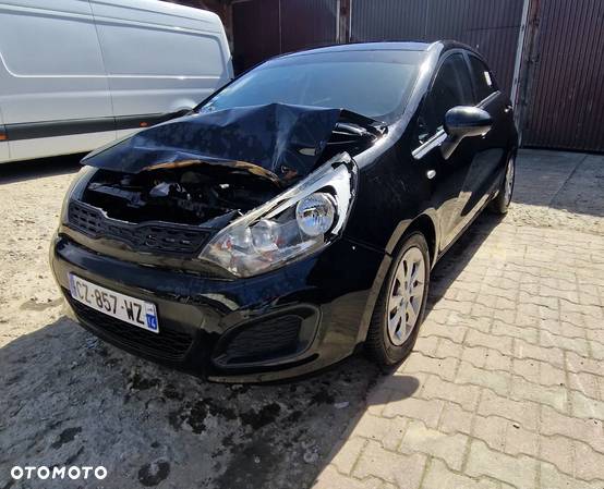 Kia Rio 1.2 Business Line - 4