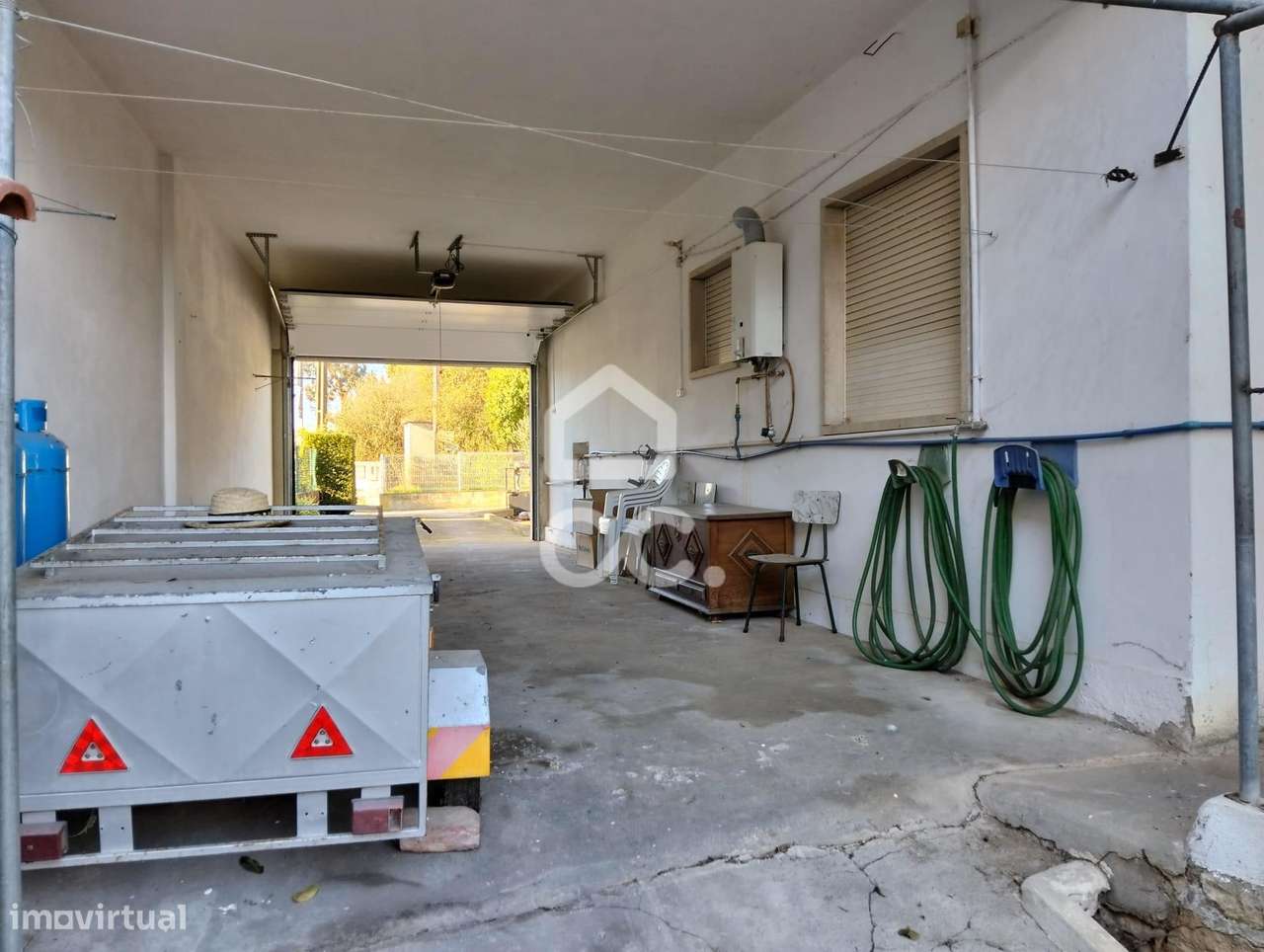 Moradia T5 inserida em lote de 376 m² - Grande imagem: 5/48