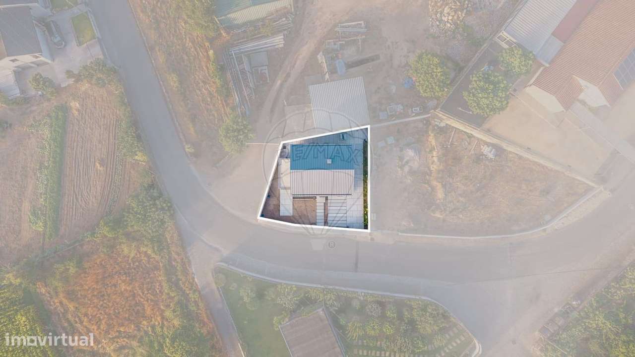 Moradia T3 Única em Airó, Barcelos-31