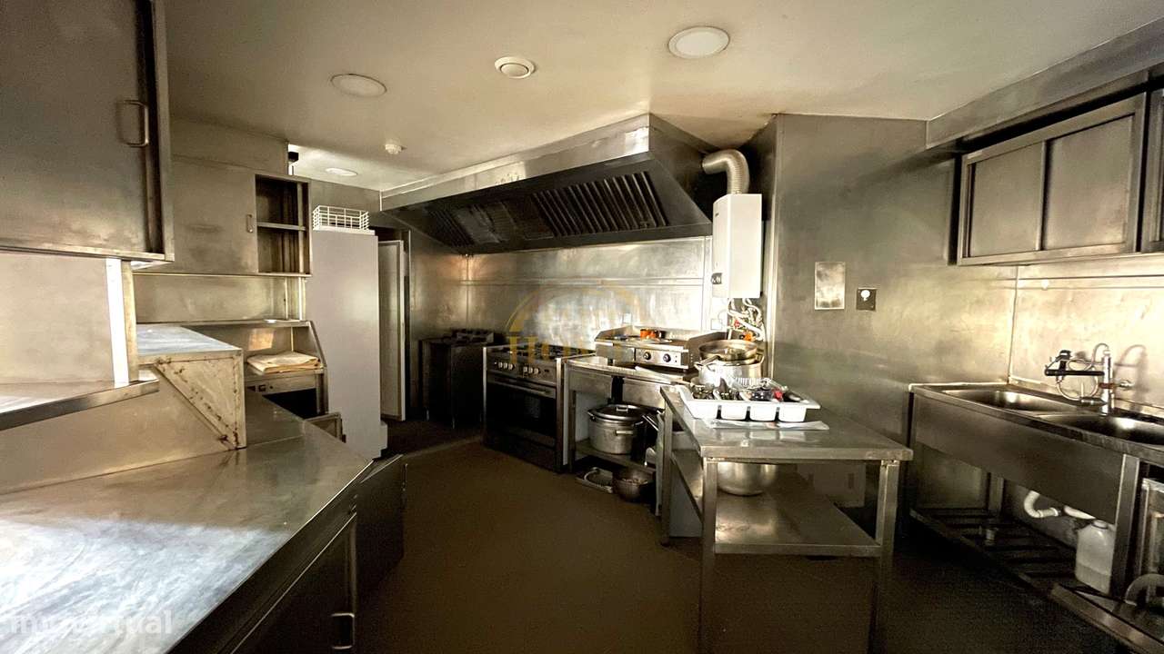 Espaço Comercial em Algés.-17