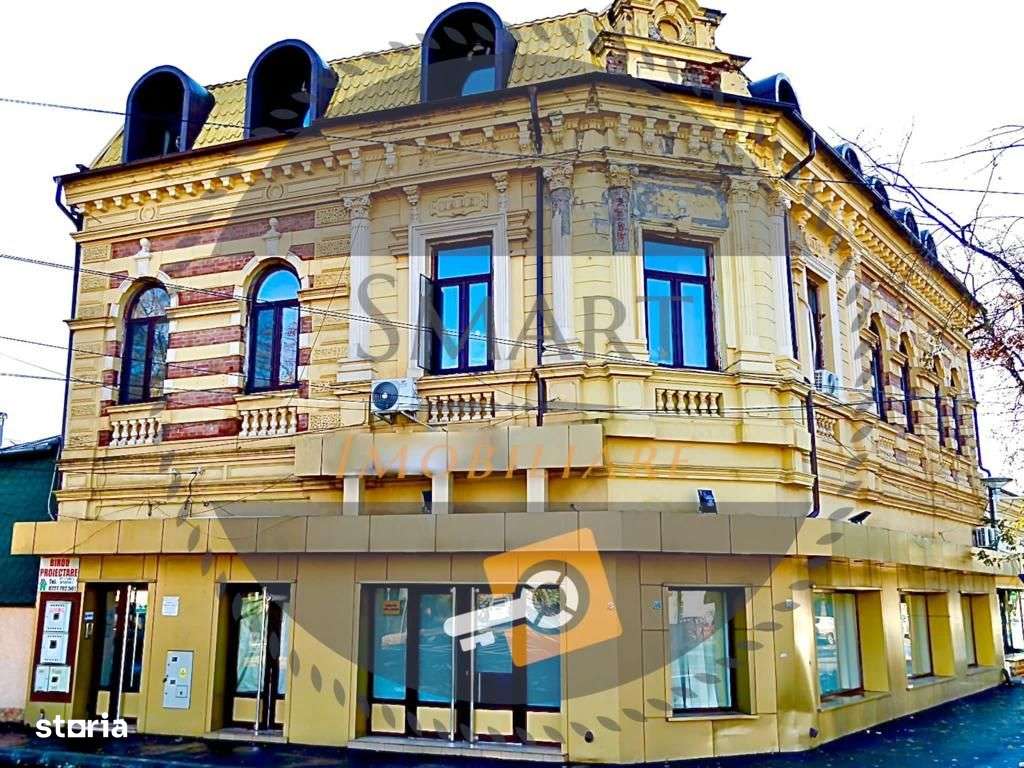 De Închiriat / Vânzare - Imagine principală: 1/19