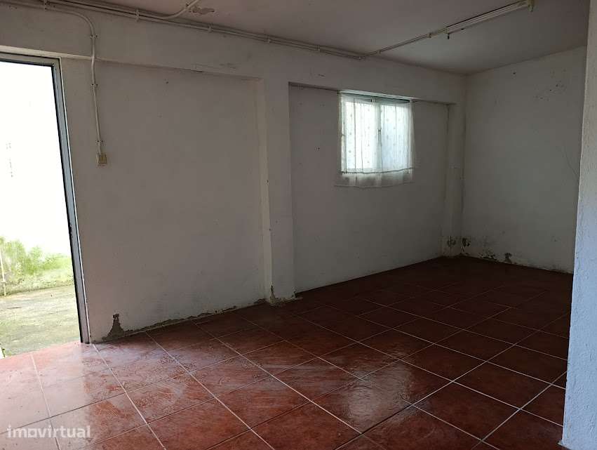 Moradia T4 p/remodelar, Póvoa, Figueira de Lorvão, a 20 km de Coimbra-8