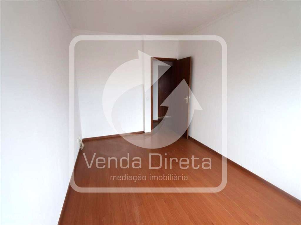 Apartamento T3 com 144² no Alto do Seixalinho | Perto da Estação Fe...-11